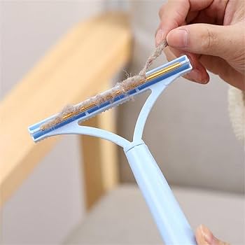 مزيل الوبر والنسالة / Éliminateur de peluches / Clothes Lint Scraper